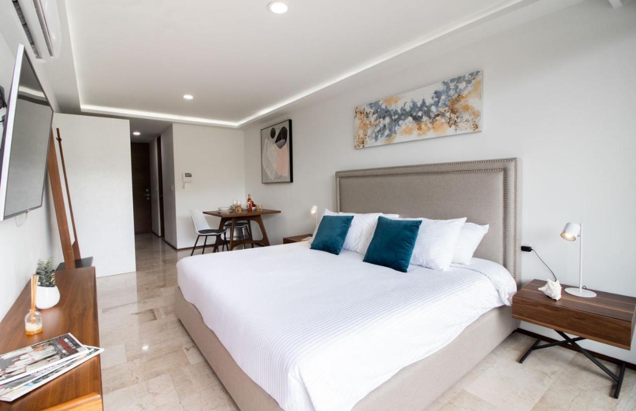 One Paralia Playa del Carmen Room photo