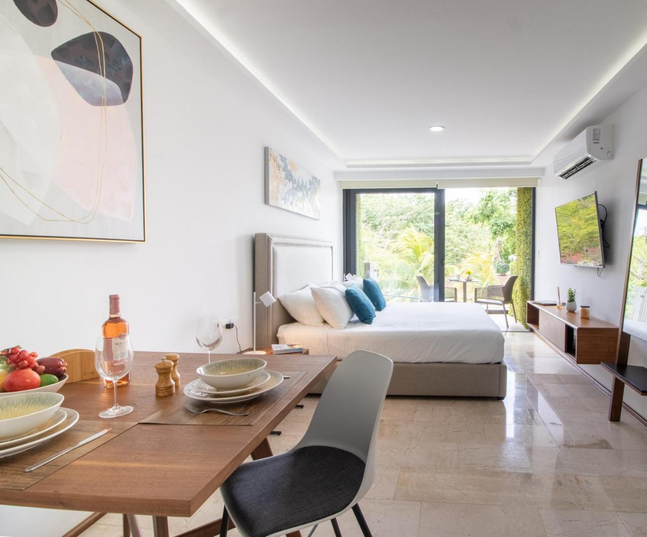 One Paralia Playa del Carmen Room photo
