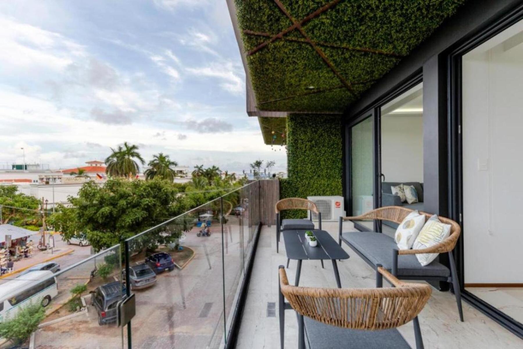 One Paralia Playa del Carmen Exterior photo
