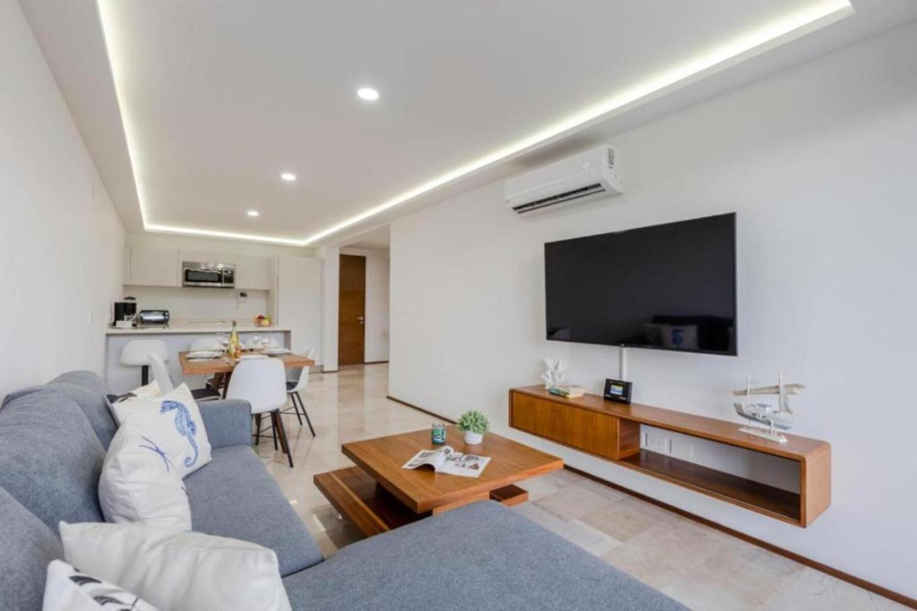 One Paralia Playa del Carmen Exterior photo