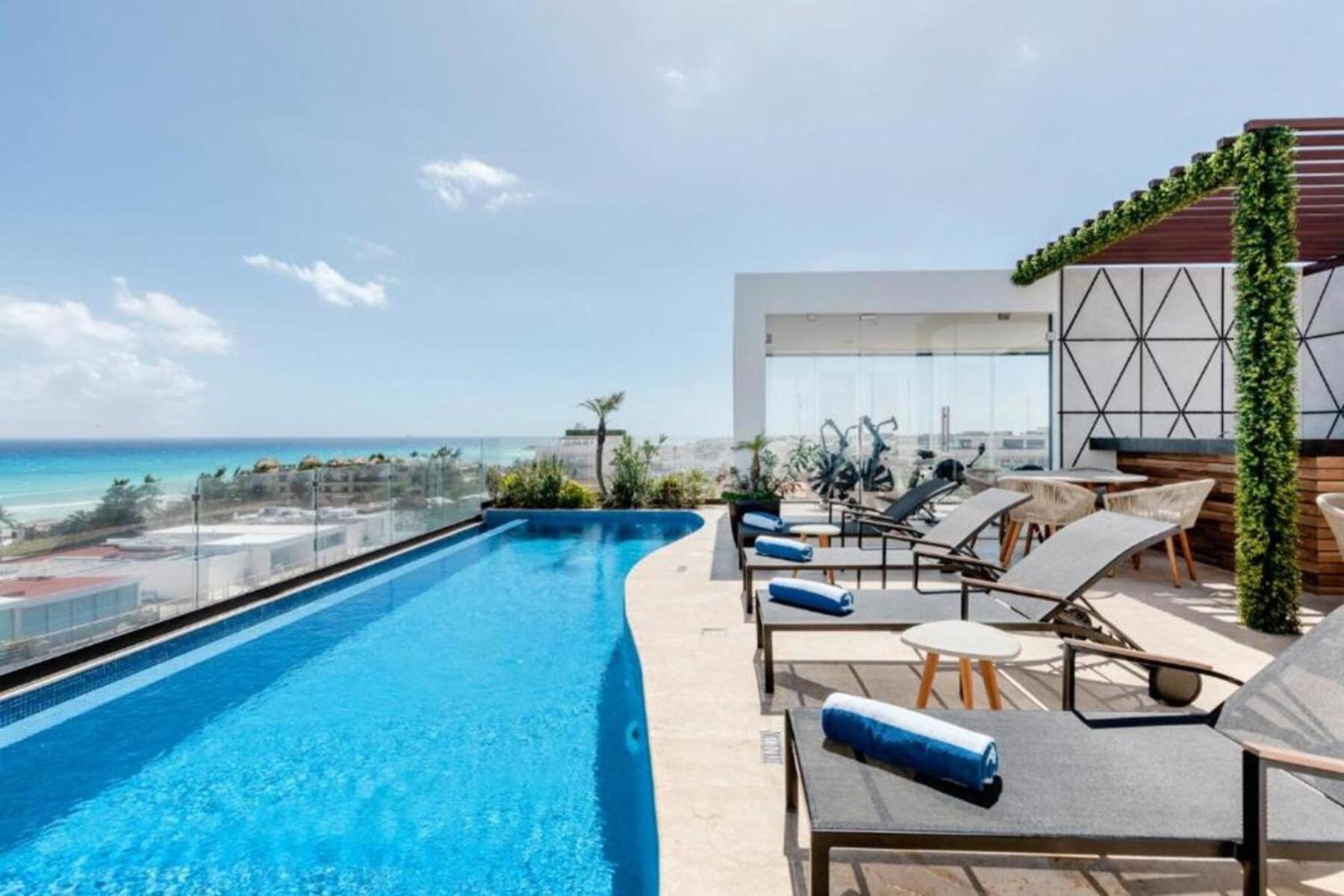 One Paralia Playa del Carmen Exterior photo